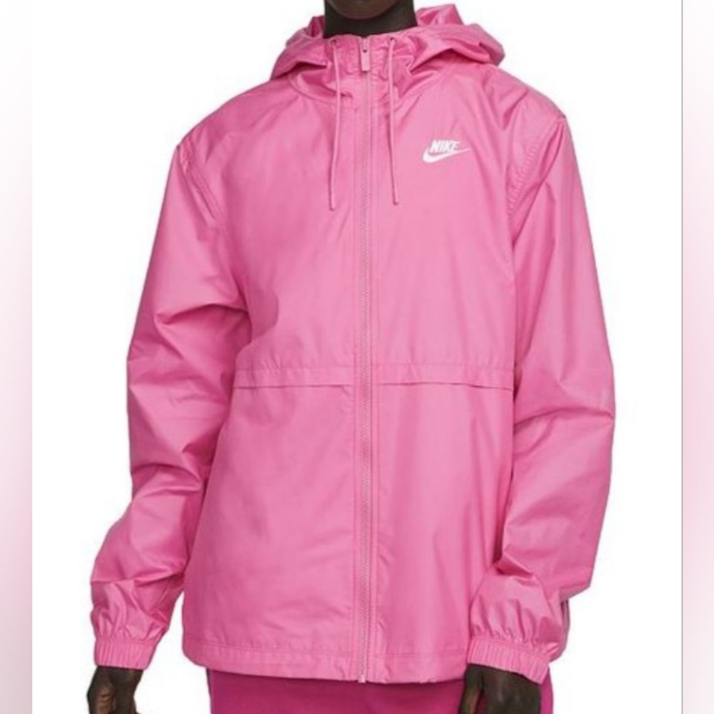 Women's Nike pink Essential jacket